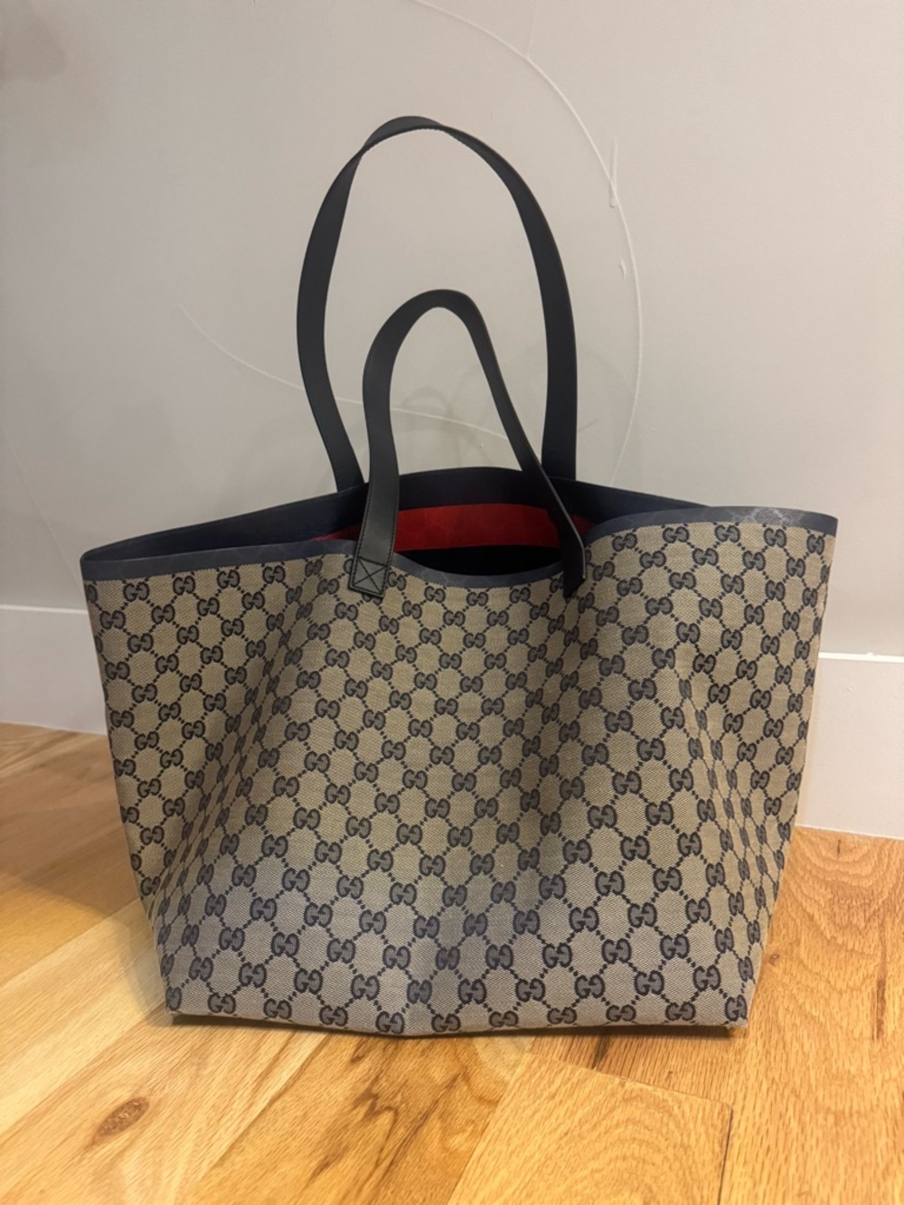 Gucci Navy Totissima Medium Tote